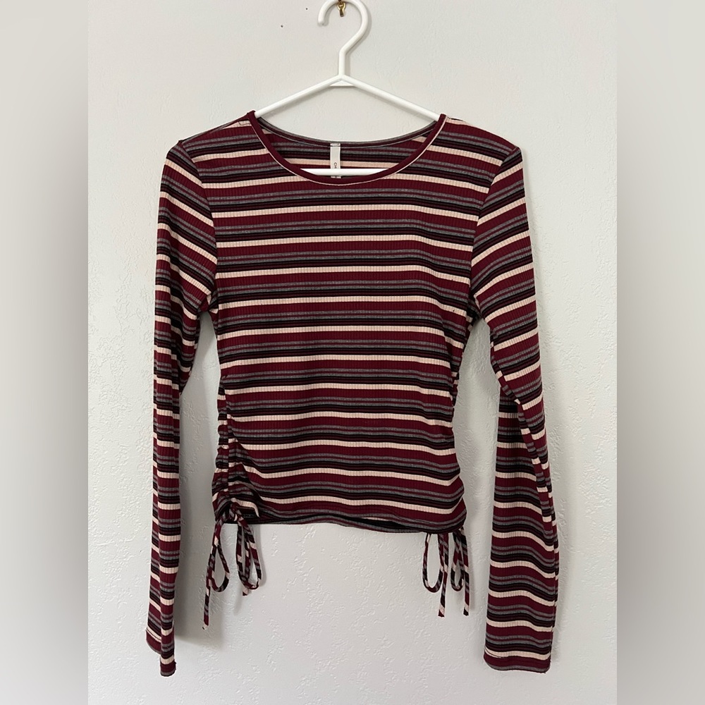 Chocolate longsleeve stripped crop